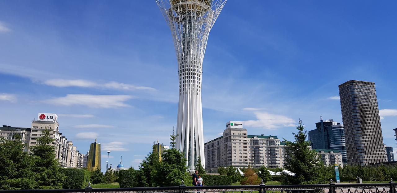 Apartment Lazurniy Astana Exteriér fotografie